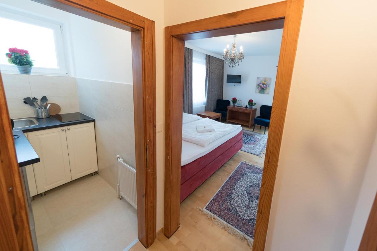 Aurelius Pension Baden Exteriör bild
